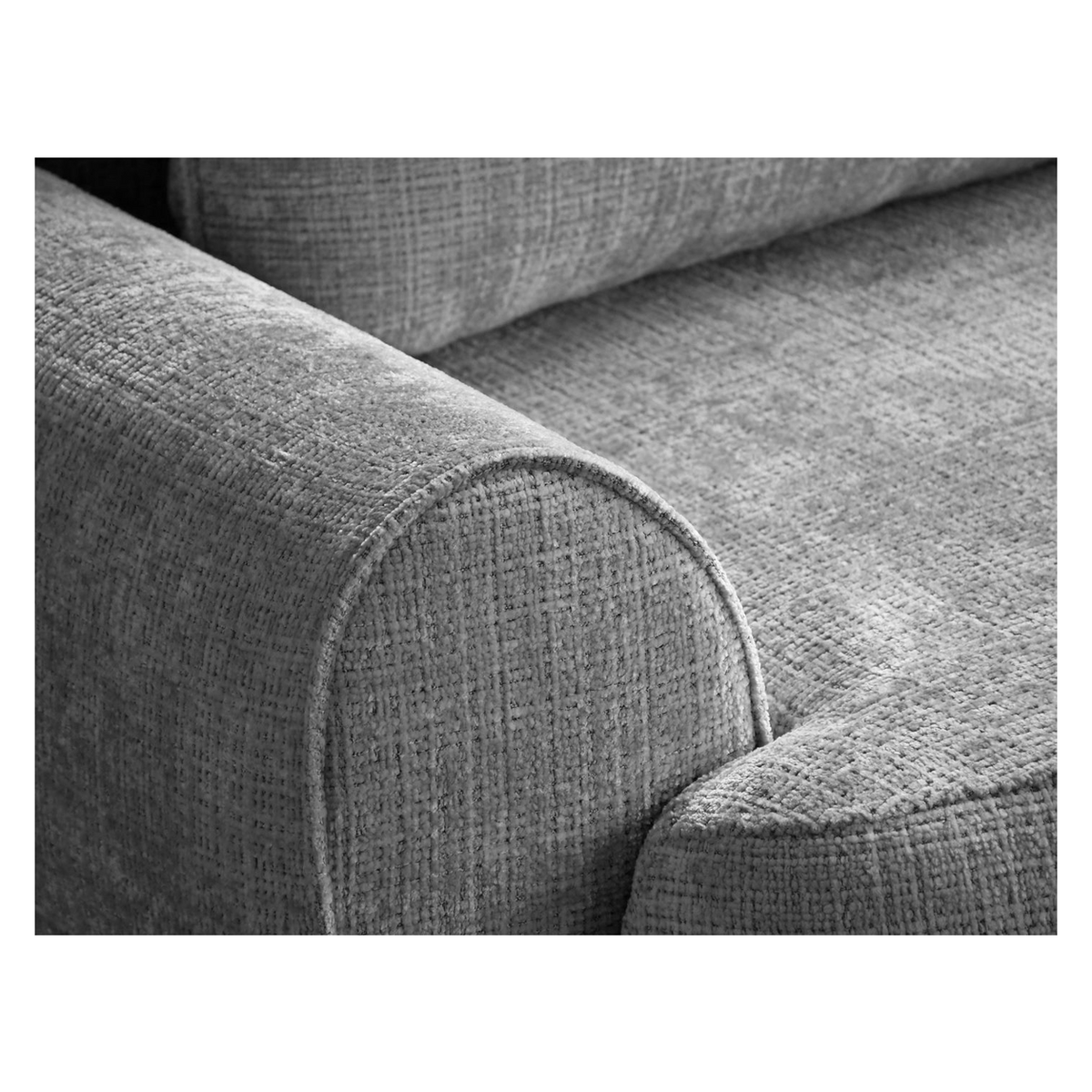 DORUNEA Sofa – Bezug 81 – Detail